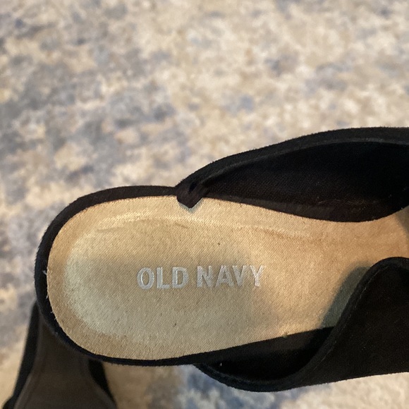 Old Navy black suede heeled mules size 7 - Picture 5 of 6